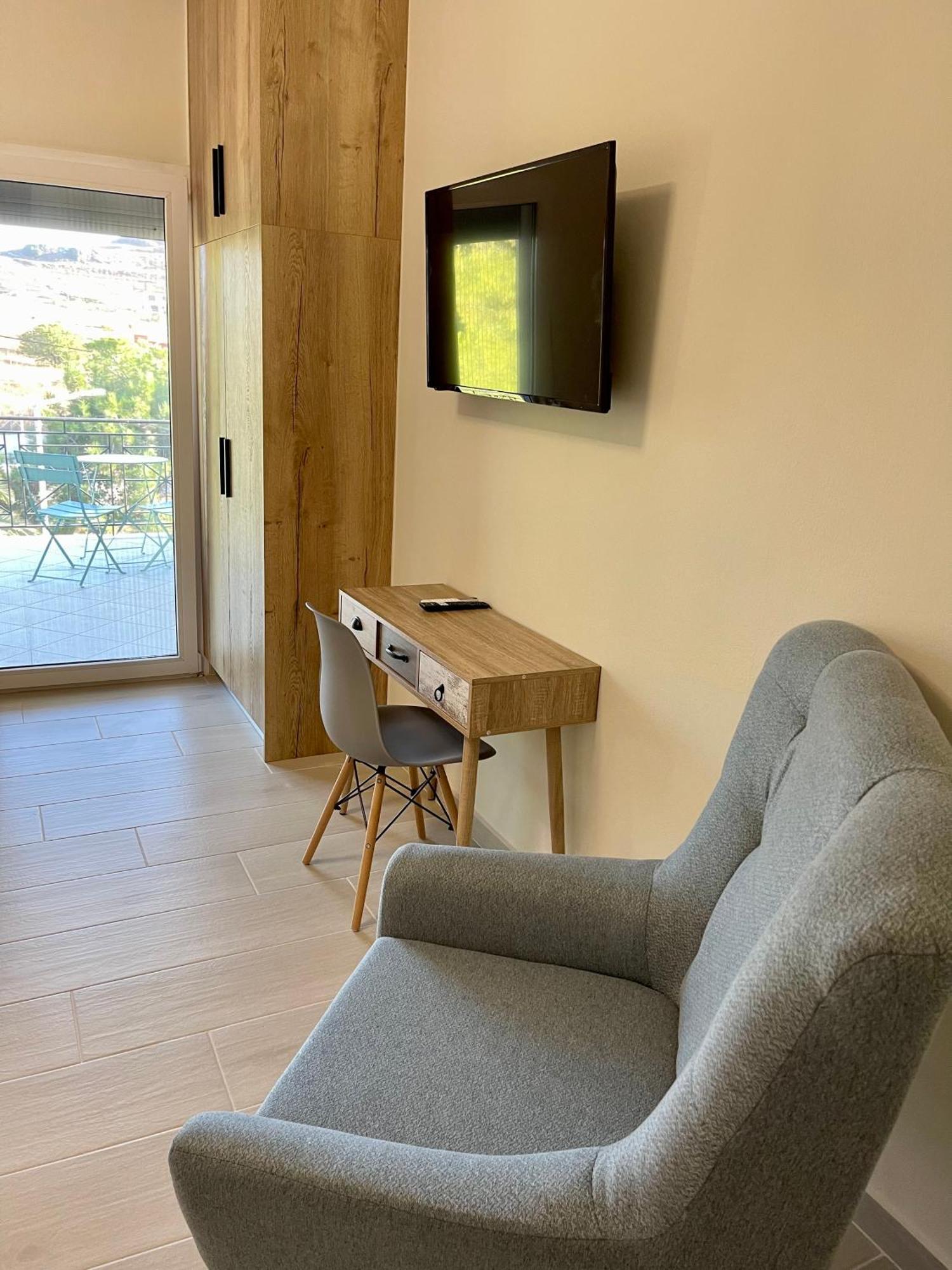 Lemnos Urban Escape Apartment Myrina Bagian luar foto