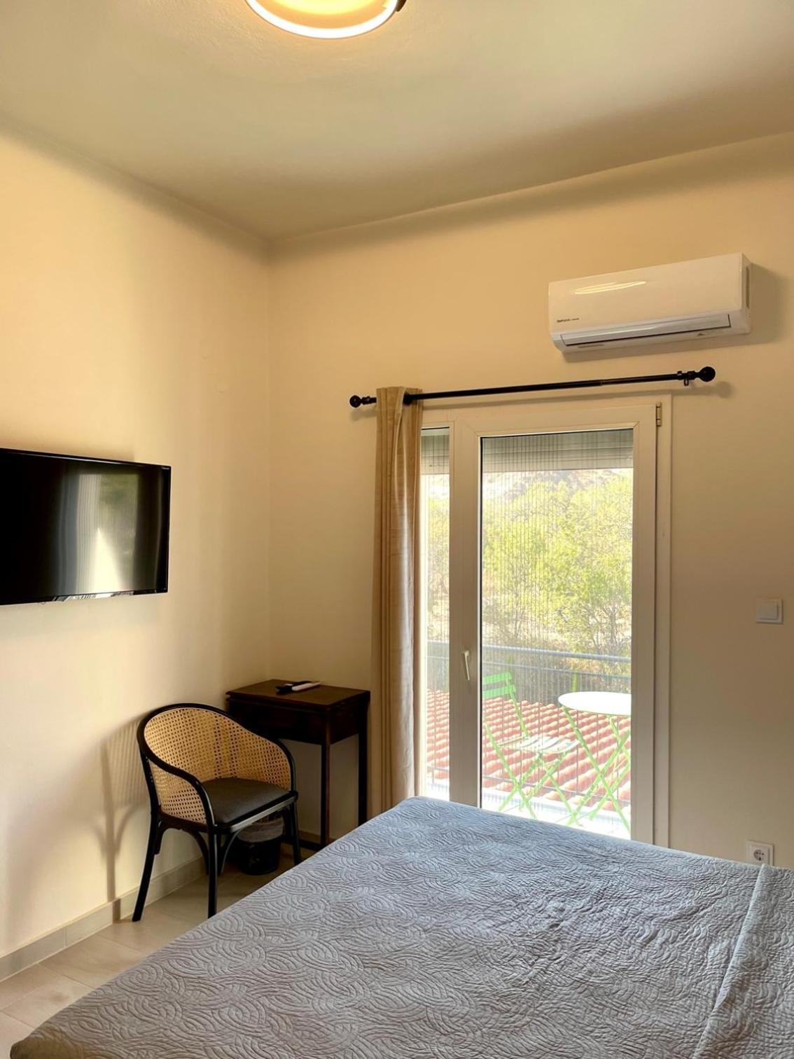 Lemnos Urban Escape Apartment Myrina Bagian luar foto